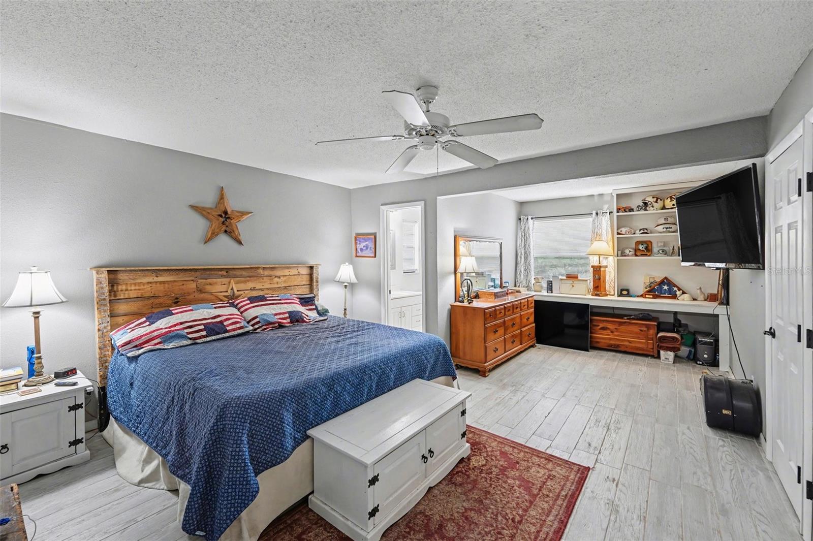 429 MANOR BLVD — photo 13
