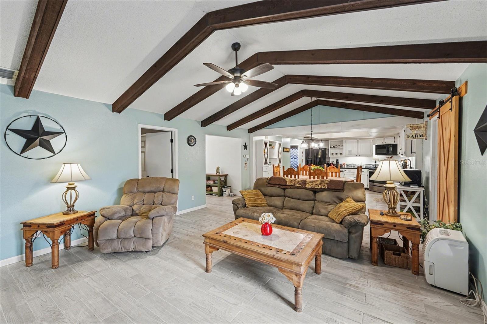 429 MANOR BLVD — photo 3