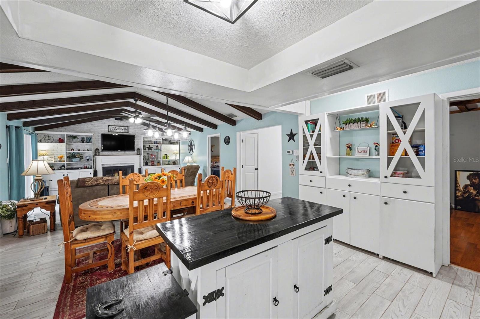 429 MANOR BLVD — photo 10