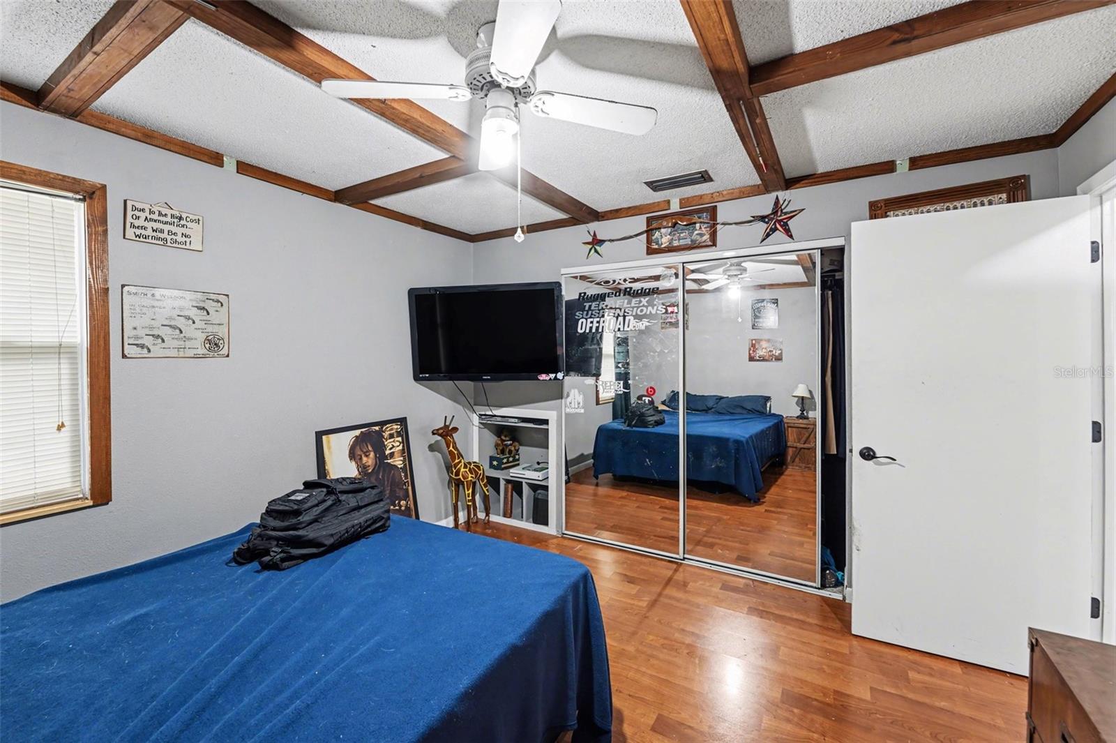429 MANOR BLVD — photo 15