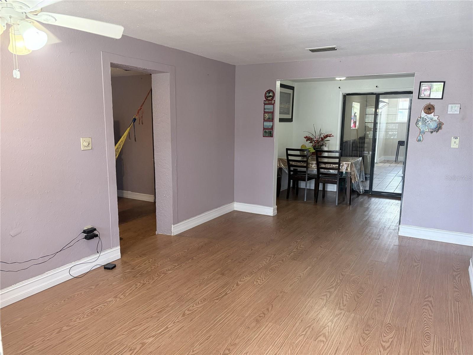 4802 E CURTIS ST — photo 2