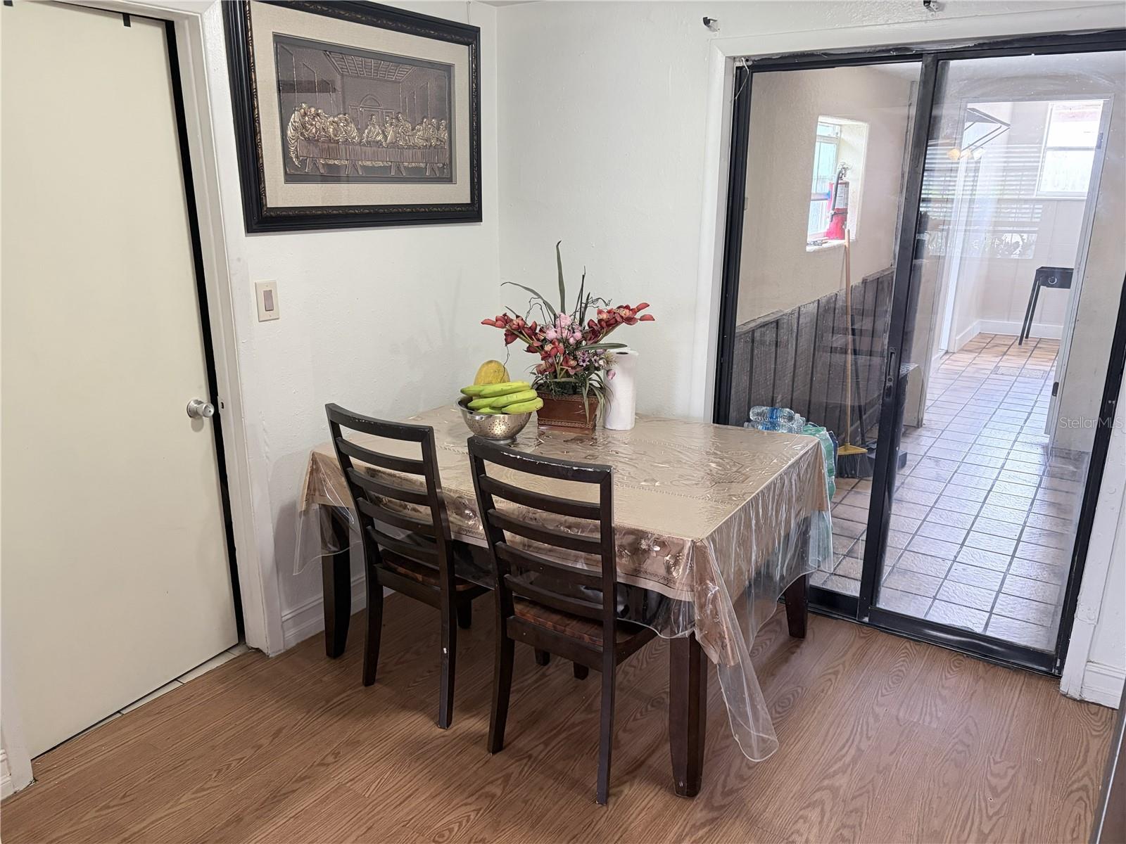 4802 E CURTIS ST — photo 5