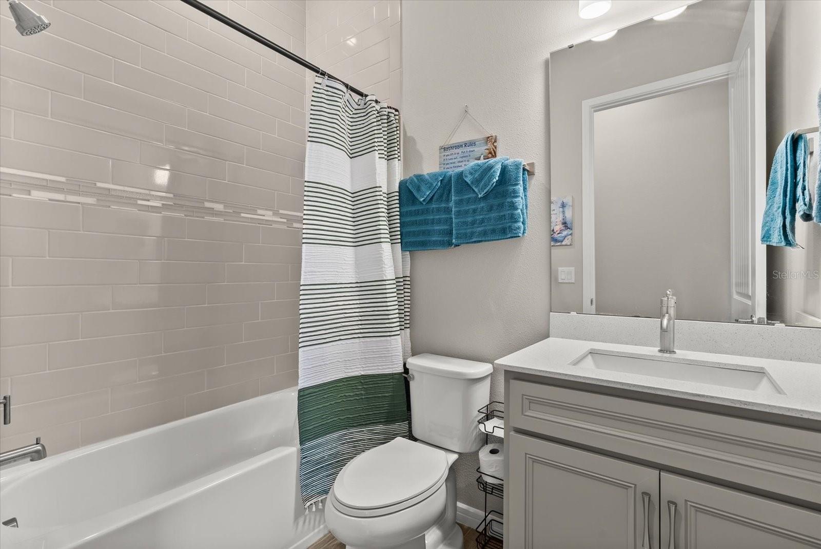 8510 COASTAL PALMS GLN — photo 34