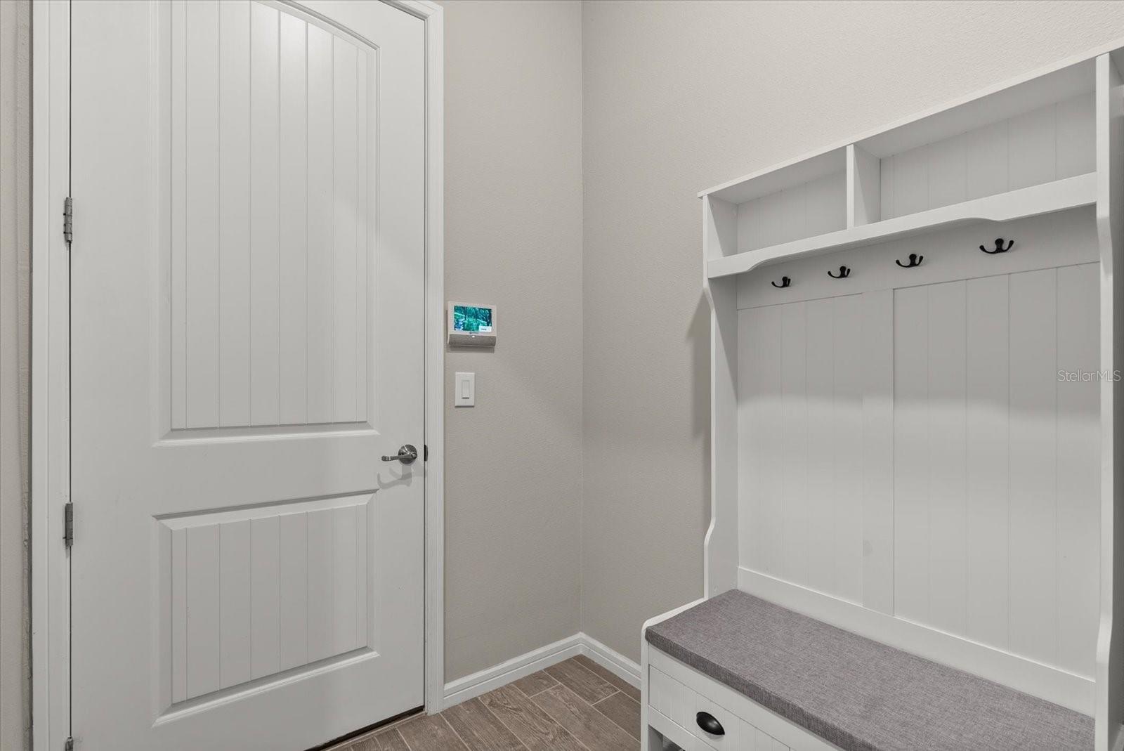 8510 COASTAL PALMS GLN — photo 35