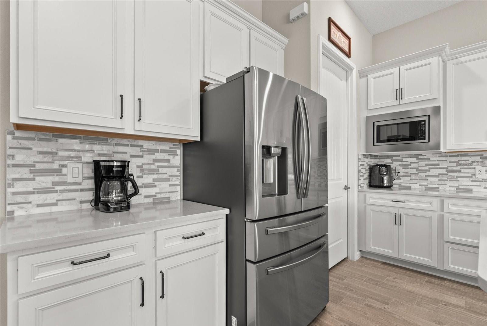 8510 COASTAL PALMS GLN — photo 21