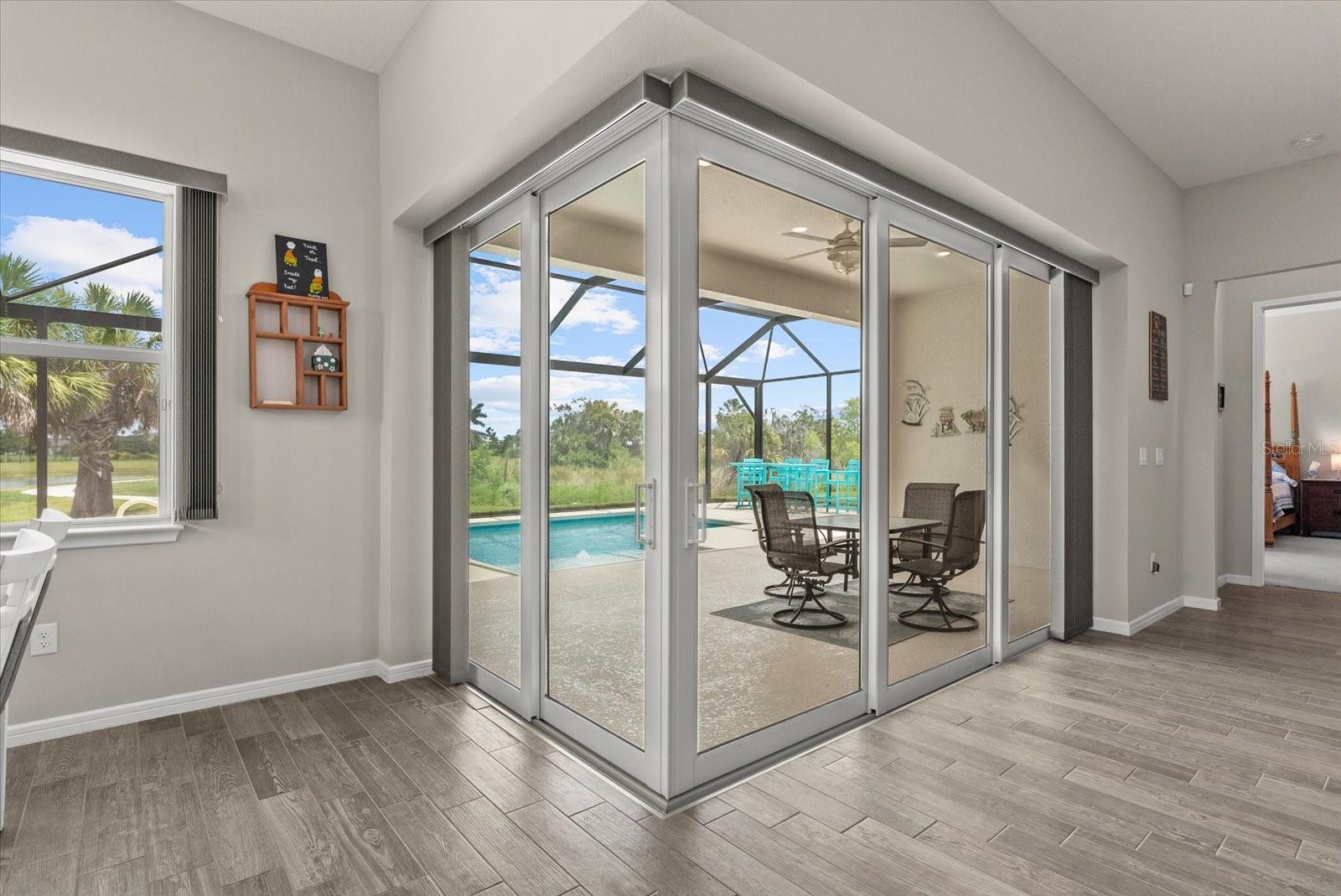 8510 COASTAL PALMS GLN — photo 25
