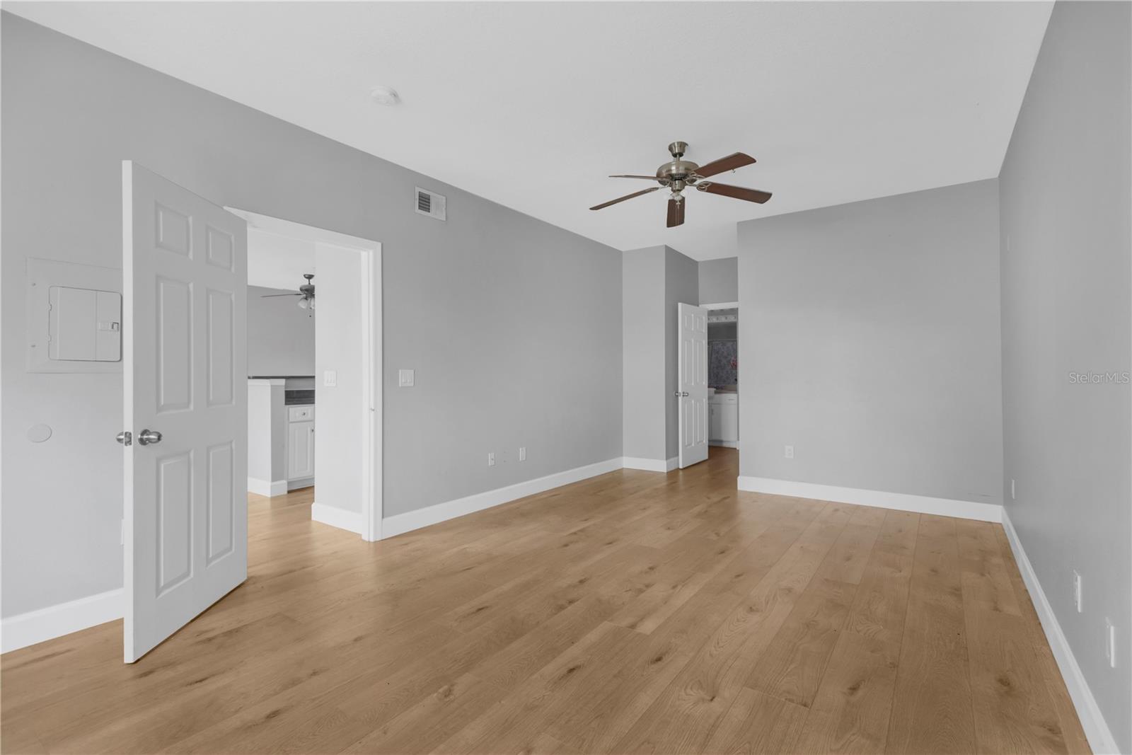 2010 E PALM AVE #15306 — photo 9