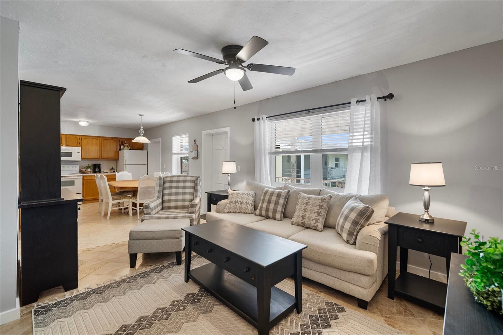 380 BASE AVE E #202 — photo 9