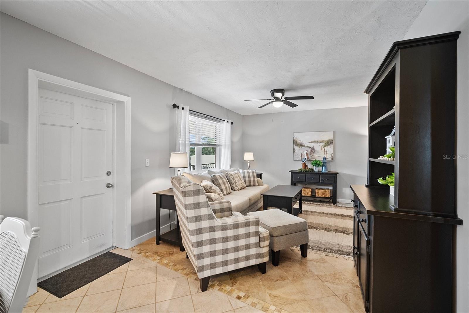 380 BASE AVE E #202 — photo 7