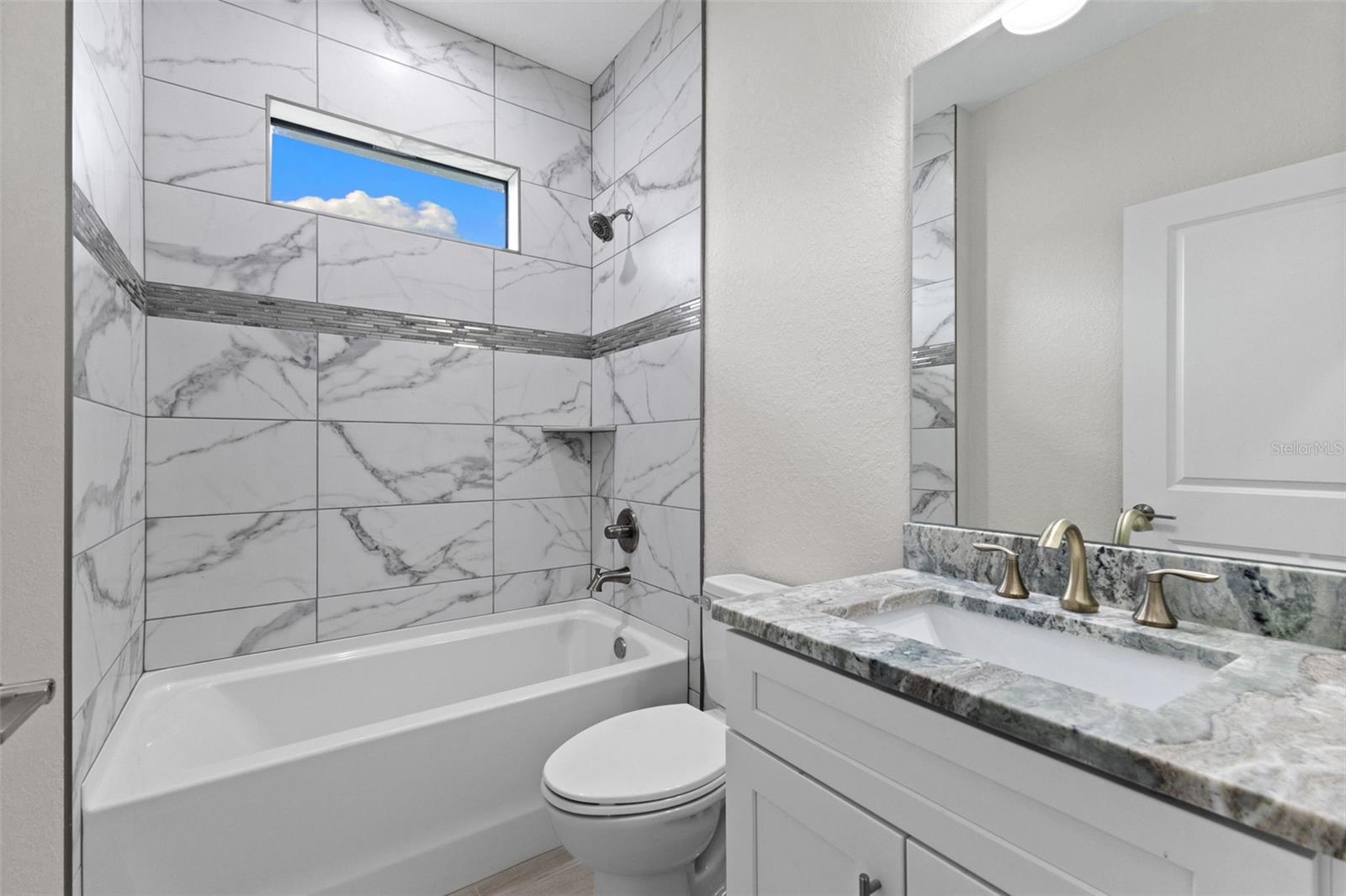 2523 WYOLA AVE — photo 19