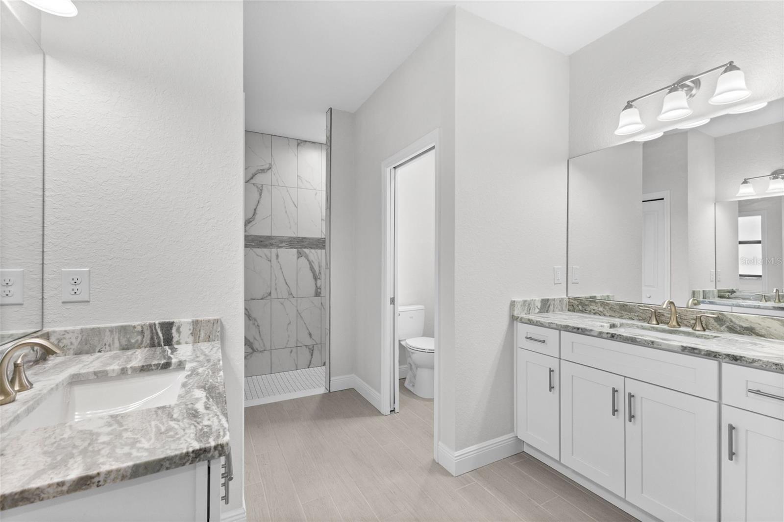2523 WYOLA AVE — photo 13