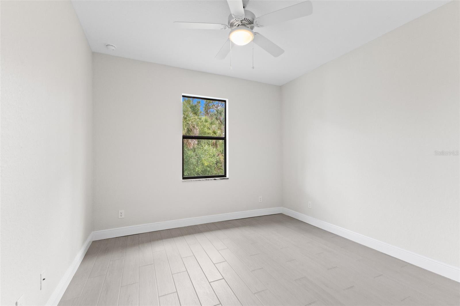 2523 WYOLA AVE — photo 20