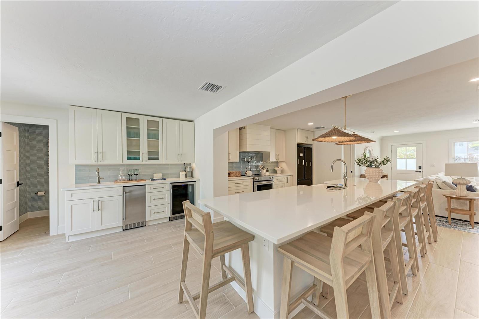 431 ISLAND CIR — photo 13