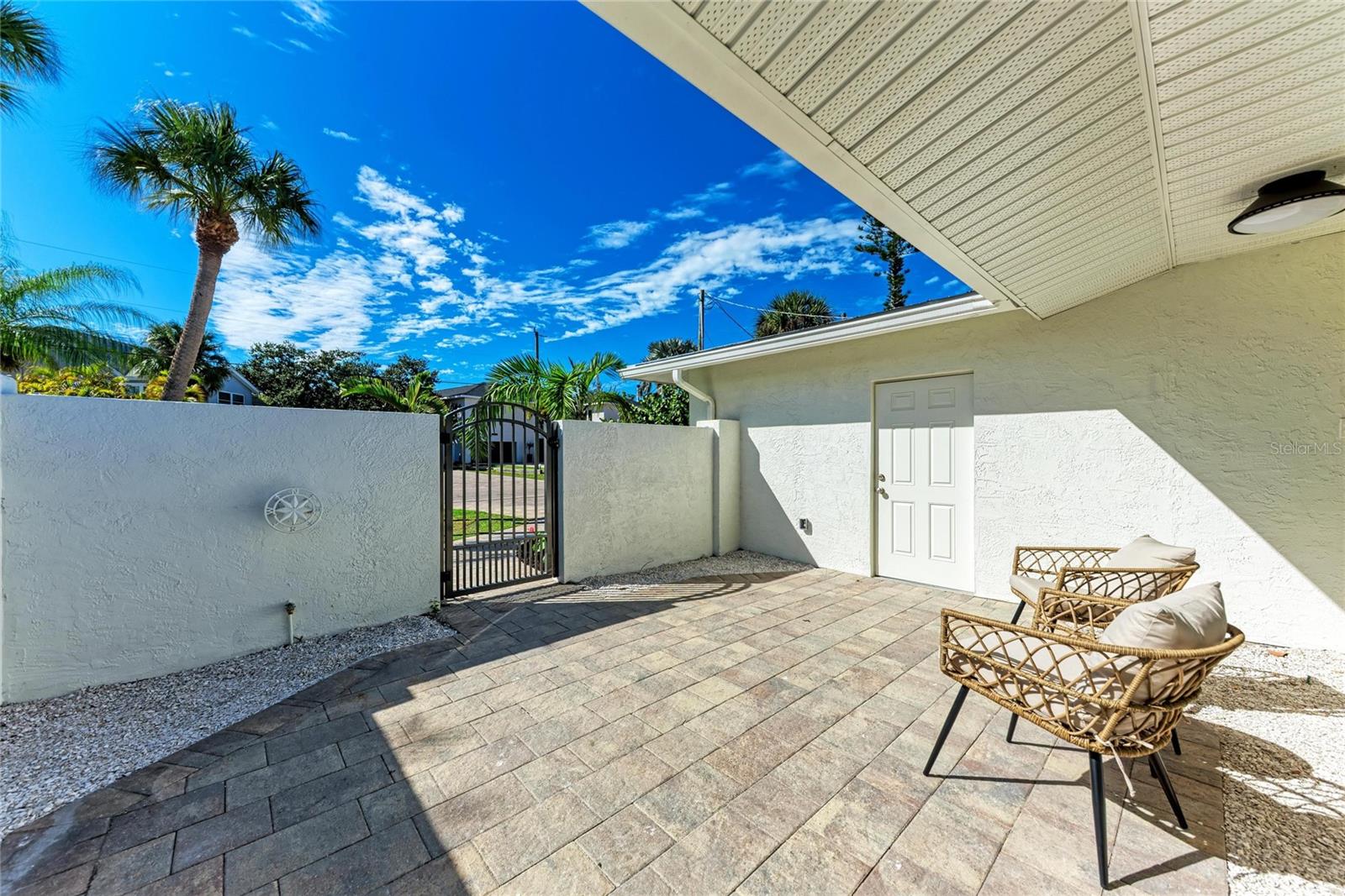 431 ISLAND CIR — photo 5