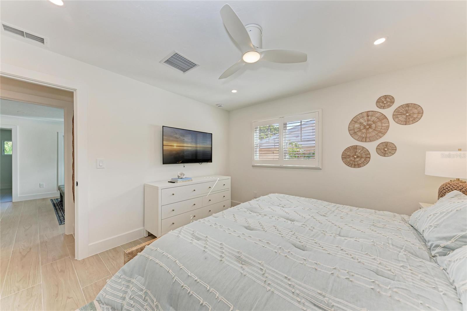 431 ISLAND CIR — photo 30