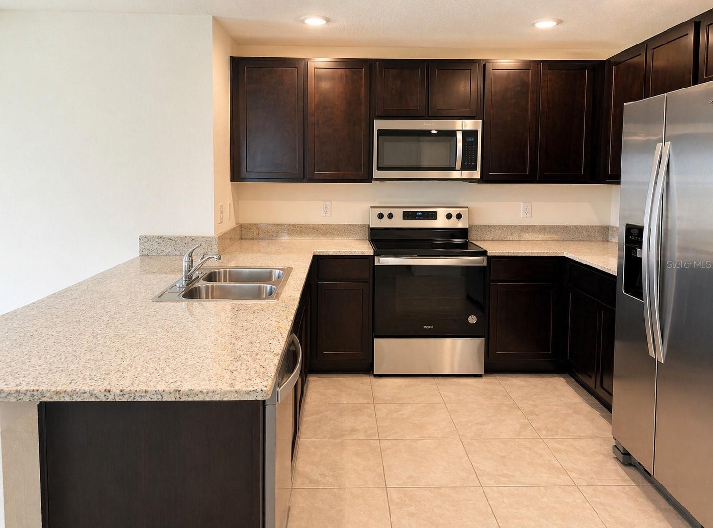 16511 MOSAIC OAR DR — photo 3