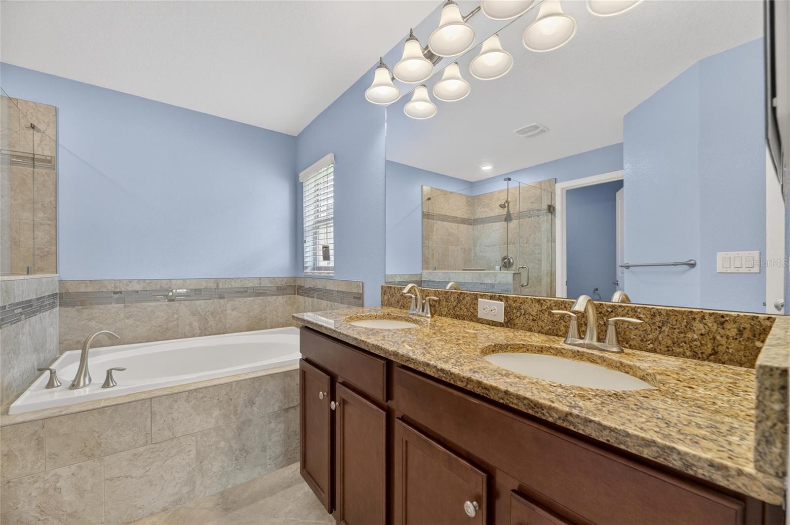 13168 GREEN VIOLET DR — photo 50
