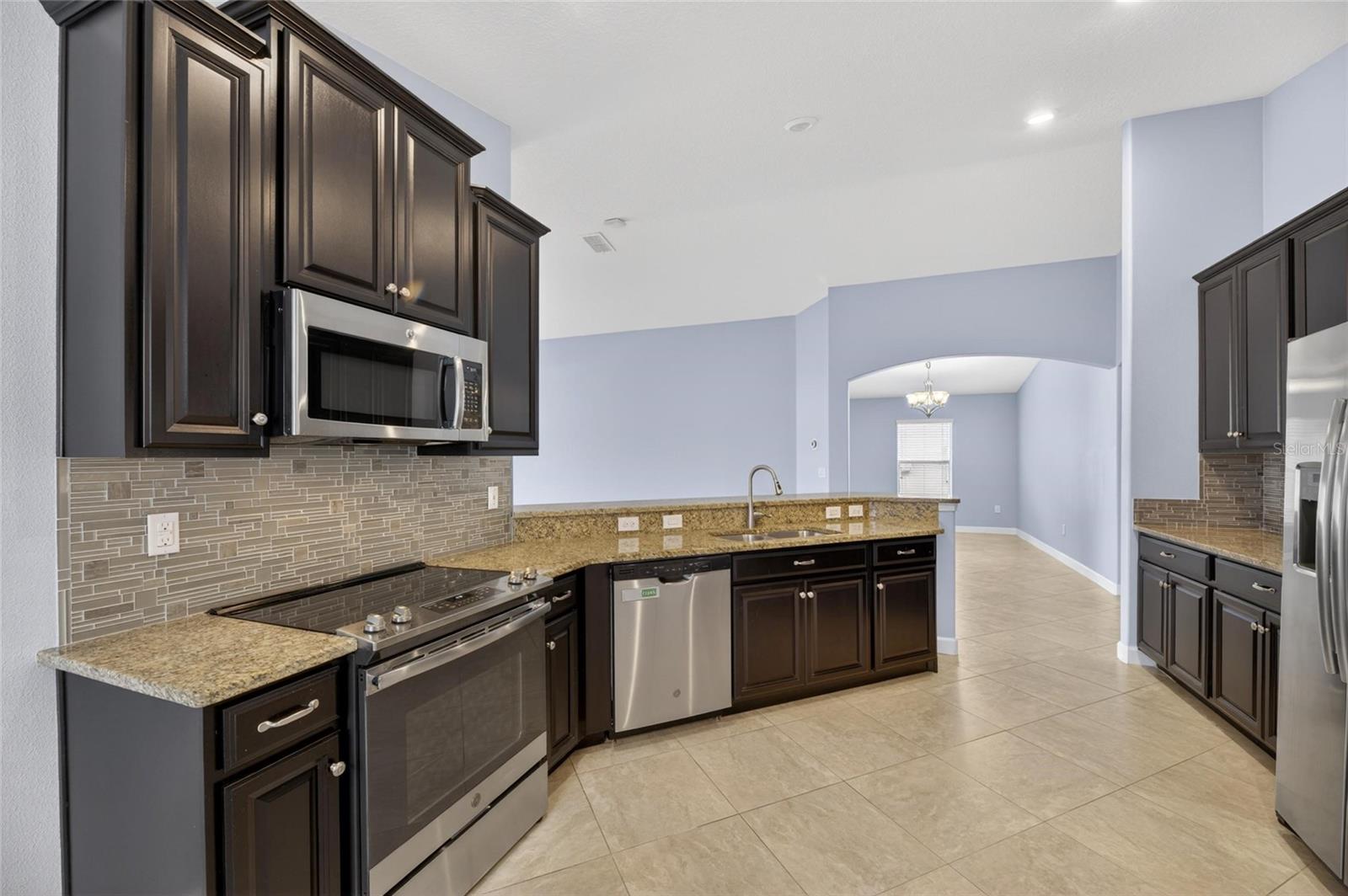 13168 GREEN VIOLET DR — photo 14