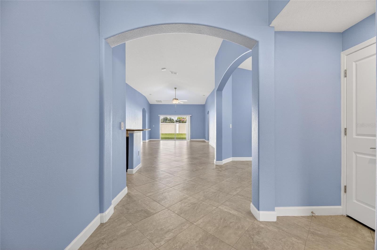 13168 GREEN VIOLET DR — photo 18