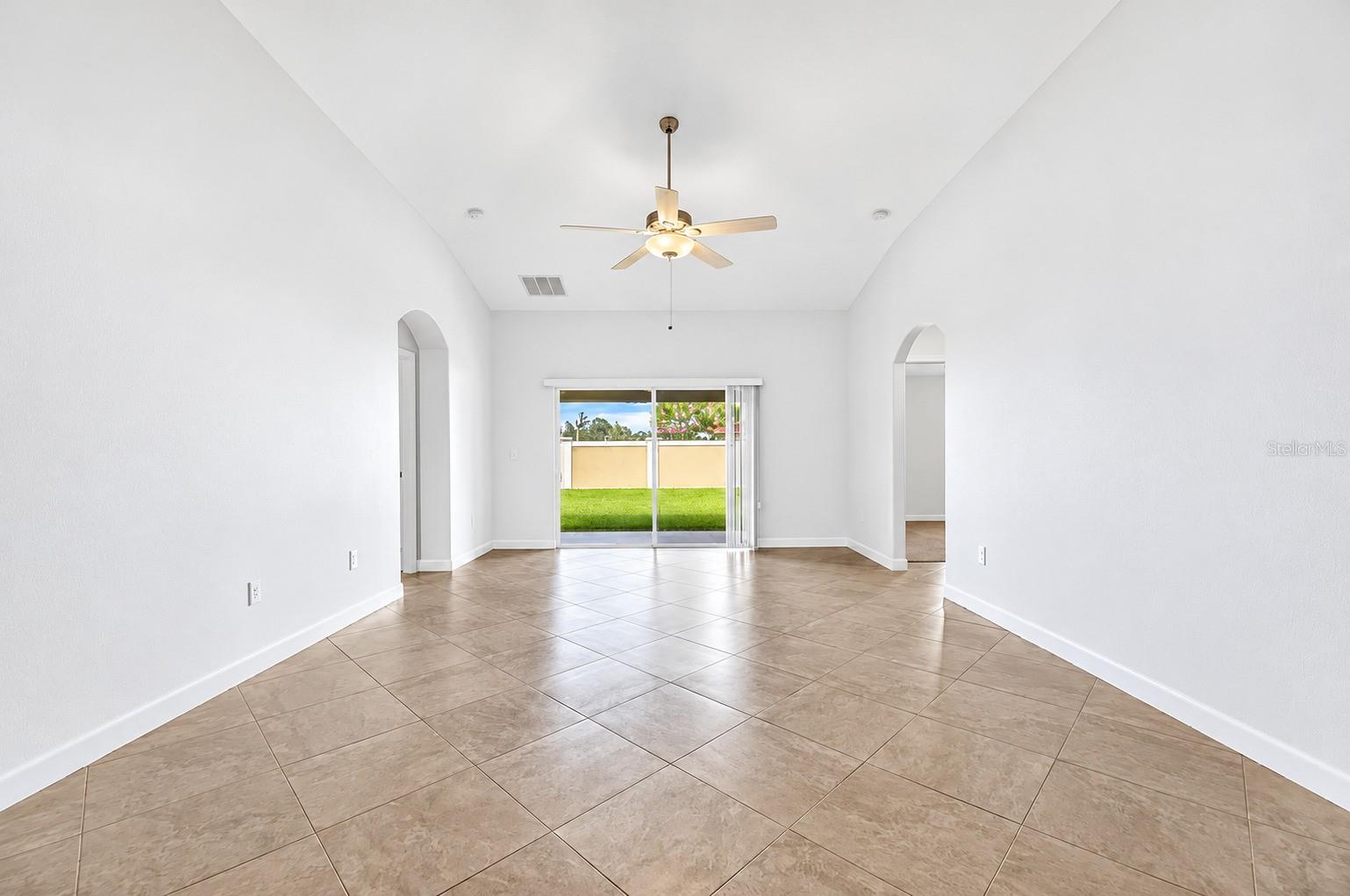 13168 GREEN VIOLET DR — photo 73
