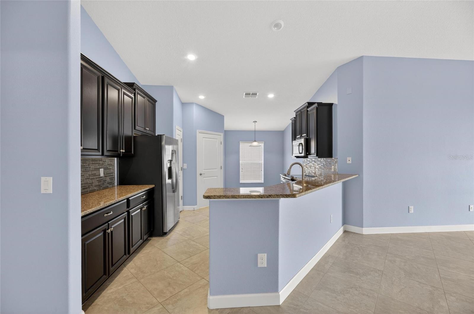 13168 GREEN VIOLET DR — photo 11