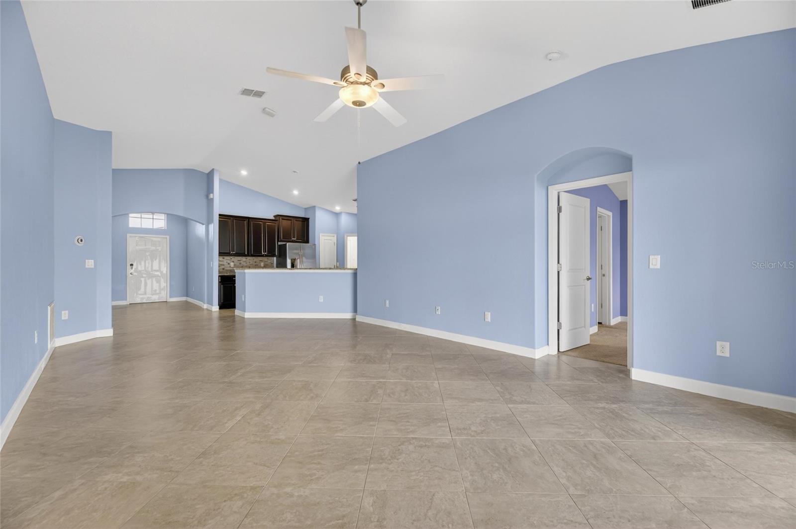 13168 GREEN VIOLET DR — photo 16