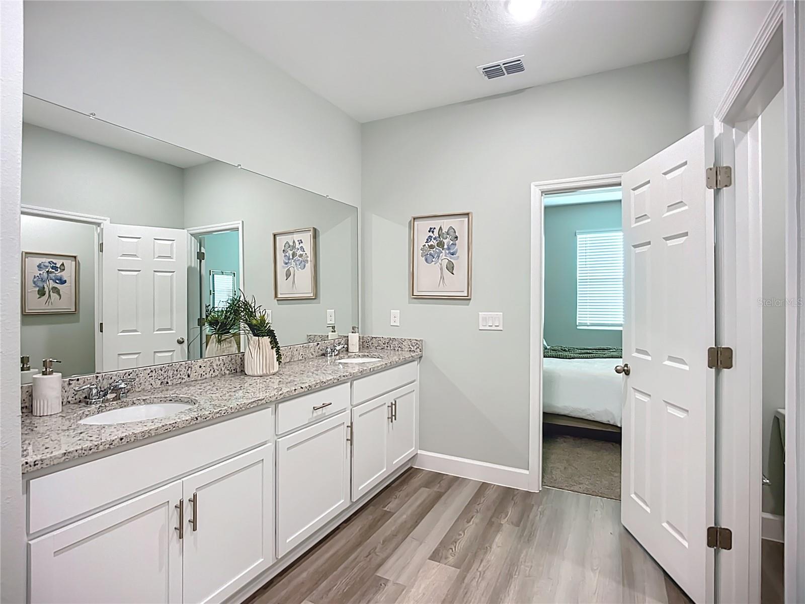 3841 S CRANBERRY BLVD — photo 48