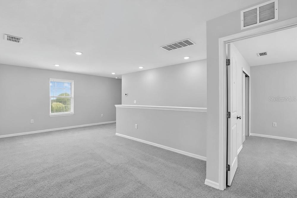 13840 SHELLMORE AVE — photo 17