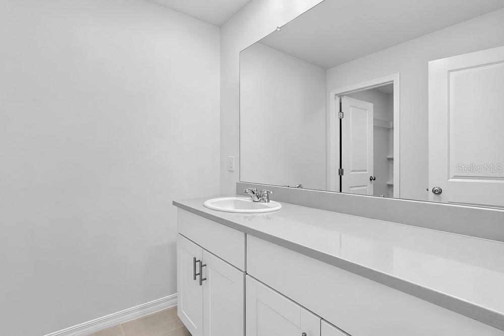 13840 SHELLMORE AVE — photo 27