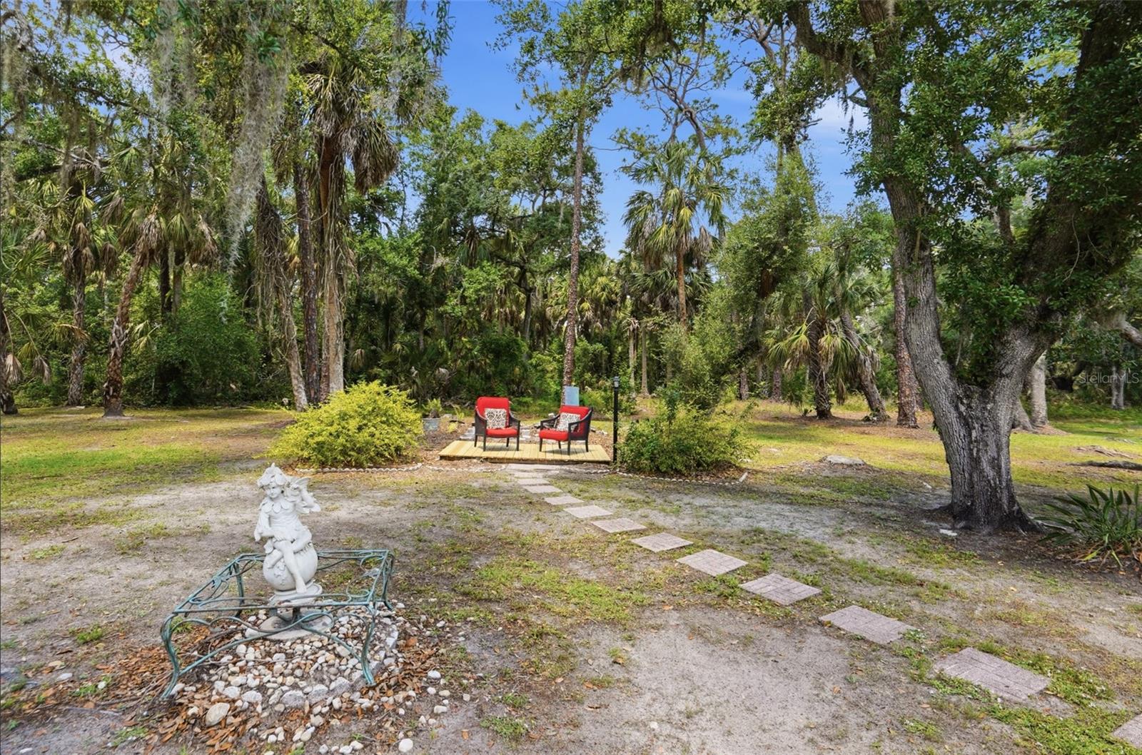 610 WOODVIEW WAY — photo 49