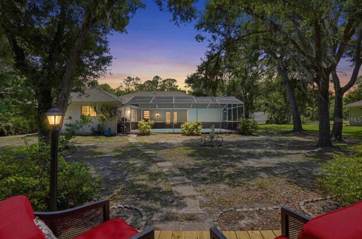 610 WOODVIEW WAY — photo 44