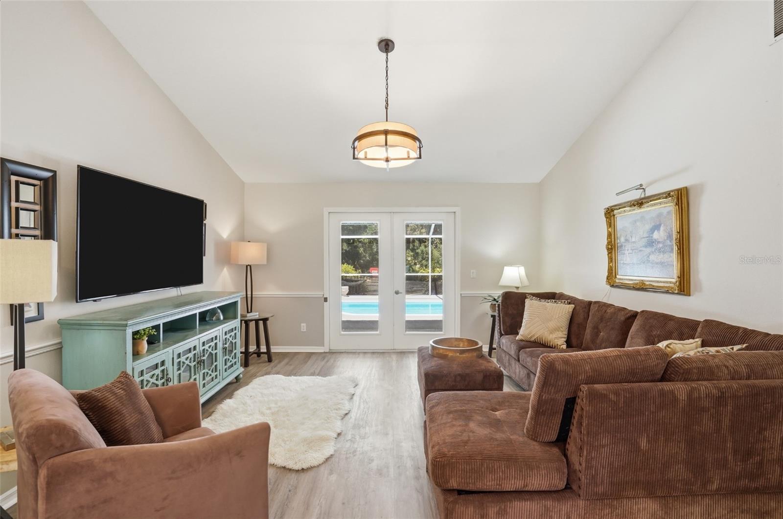 610 WOODVIEW WAY — photo 6