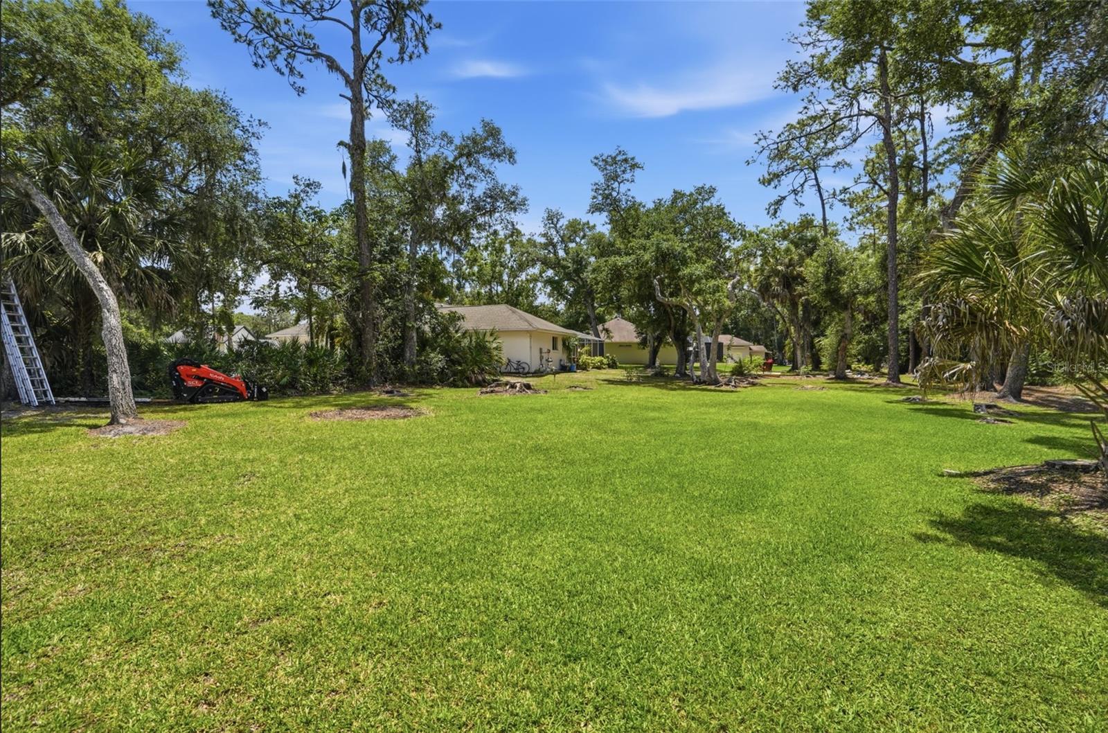 610 WOODVIEW WAY — photo 47