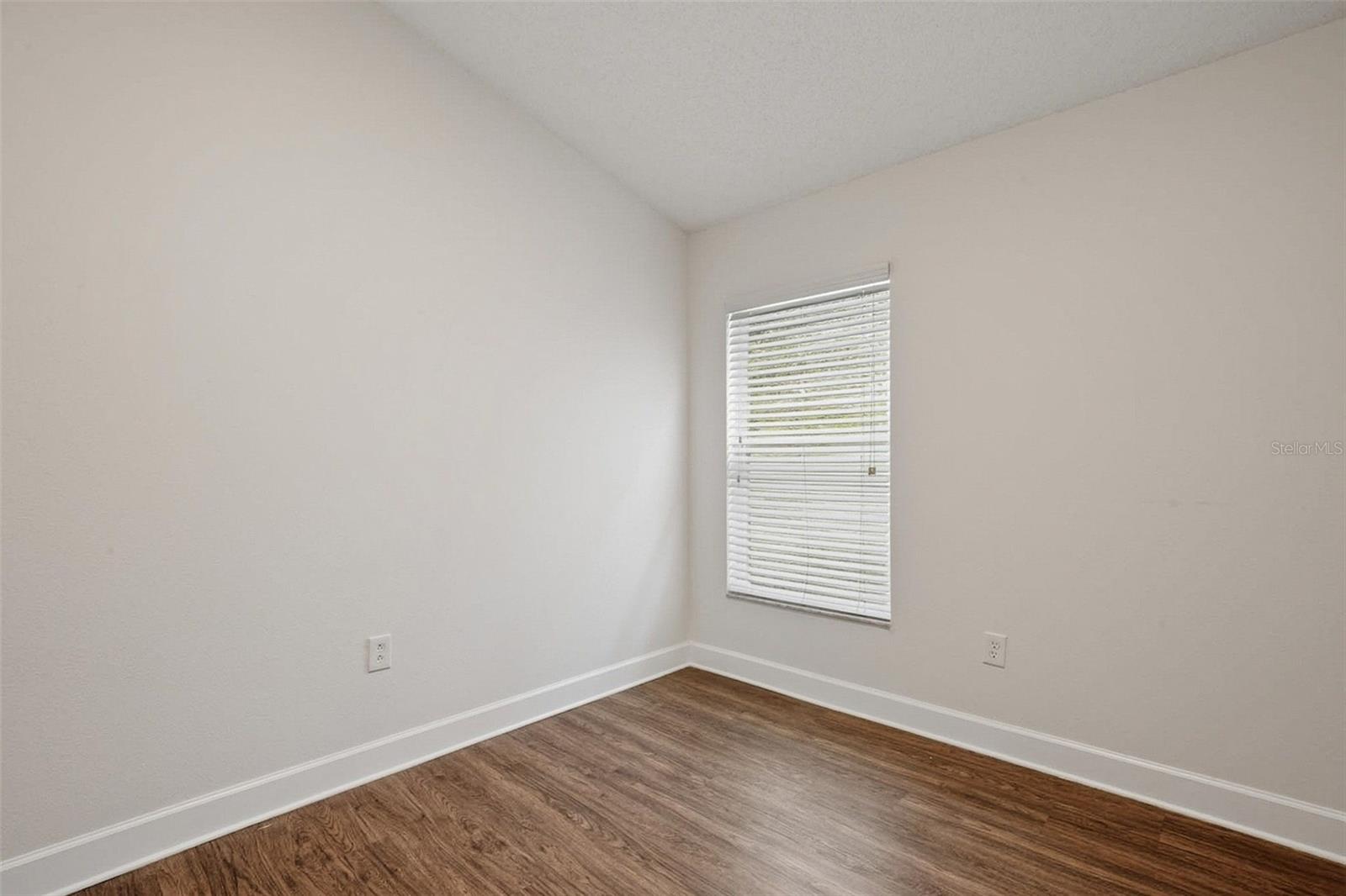 19409 MELODY FAIR PL — photo 30
