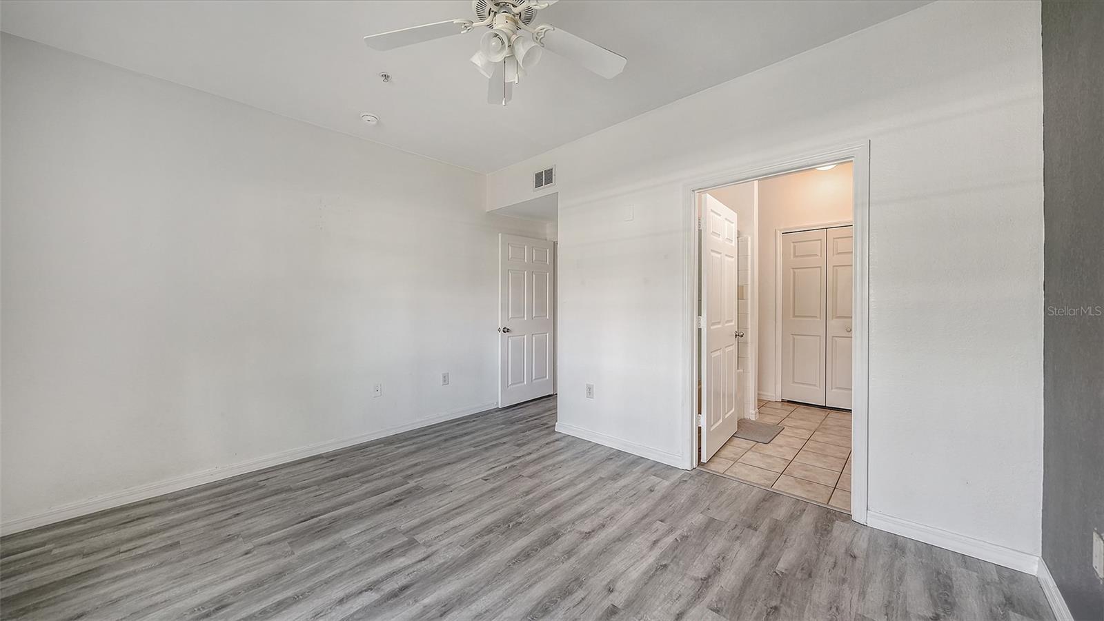5501 ROSEHILL RD #105 — photo 21