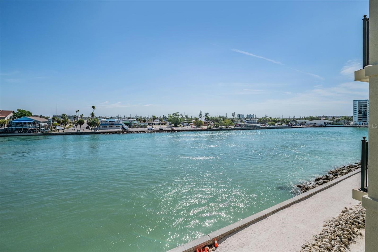 7435 BAYSHORE DR #303 — photo 44