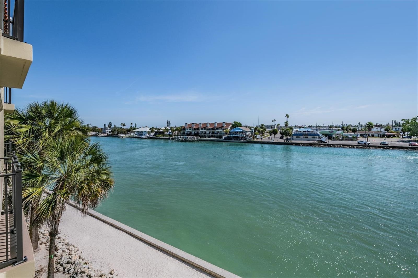 7435 BAYSHORE DR #303 — photo 42