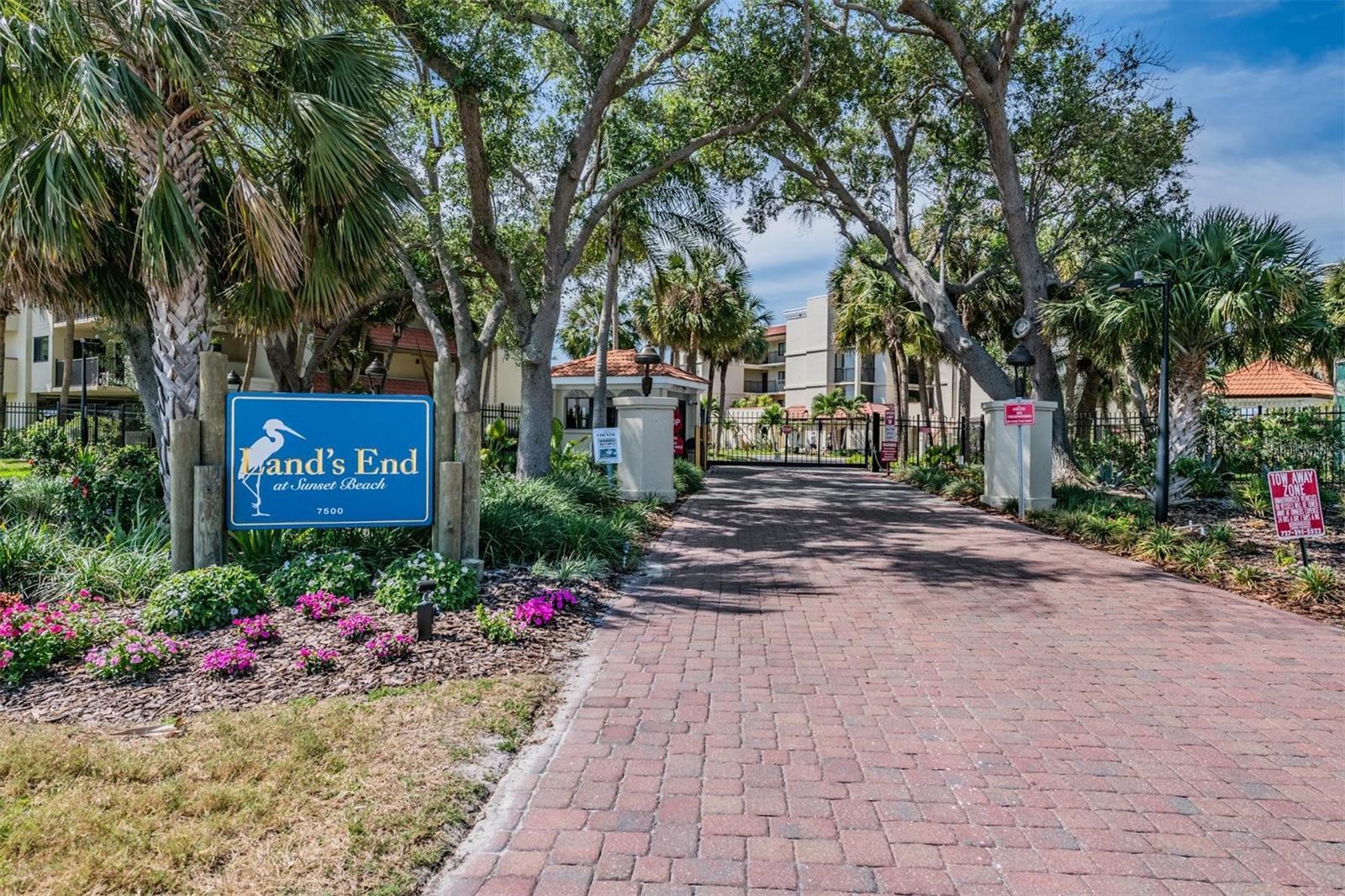 7435 BAYSHORE DR #303 — photo 35