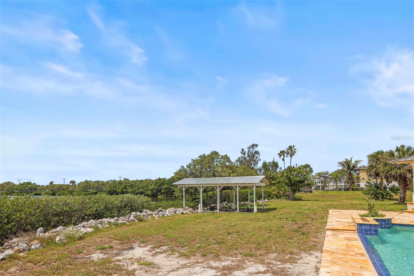 1721 GULF RD — photo 57