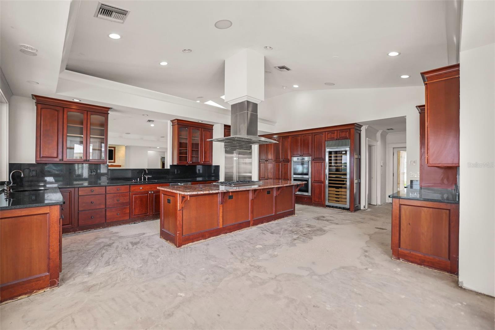 1721 GULF RD — photo 12