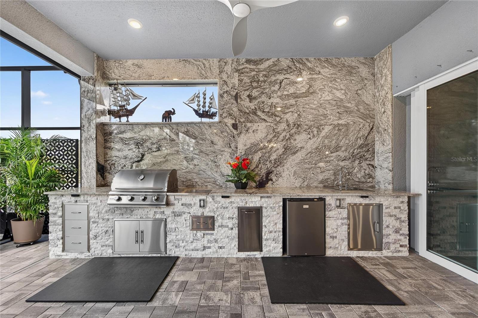 18752 HORIZON VIEW PT — photo 2