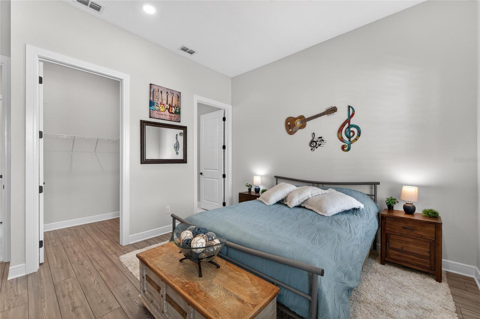18752 HORIZON VIEW PT — photo 36