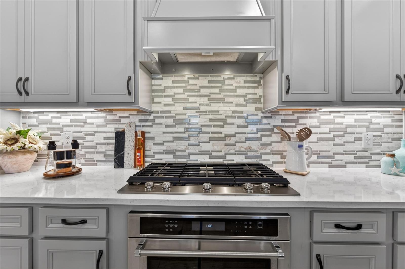18752 HORIZON VIEW PT — photo 16