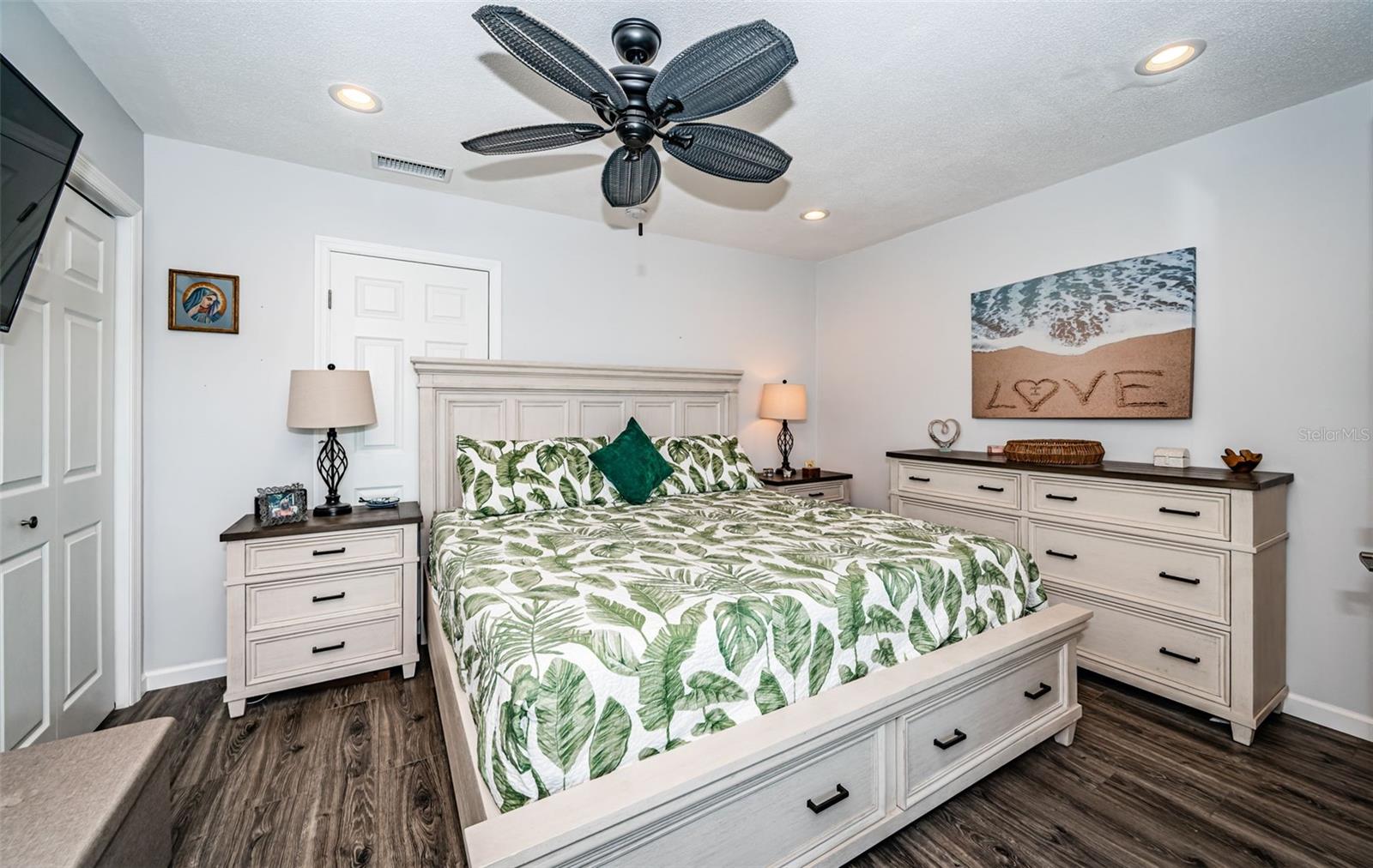 2 CAUSEWAY BLVD #208 — photo 17