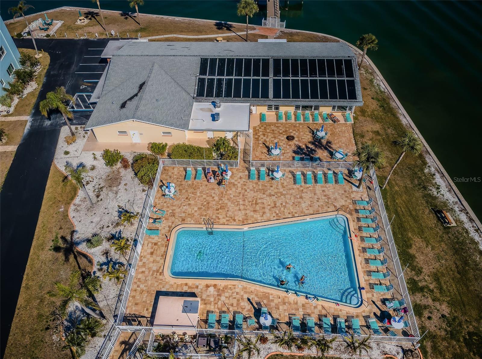 2 CAUSEWAY BLVD #208 — photo 23