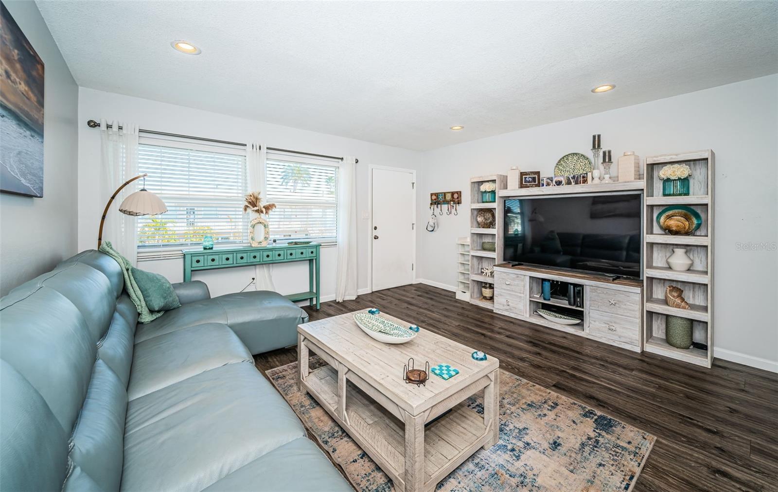 2 CAUSEWAY BLVD #208 — photo 10