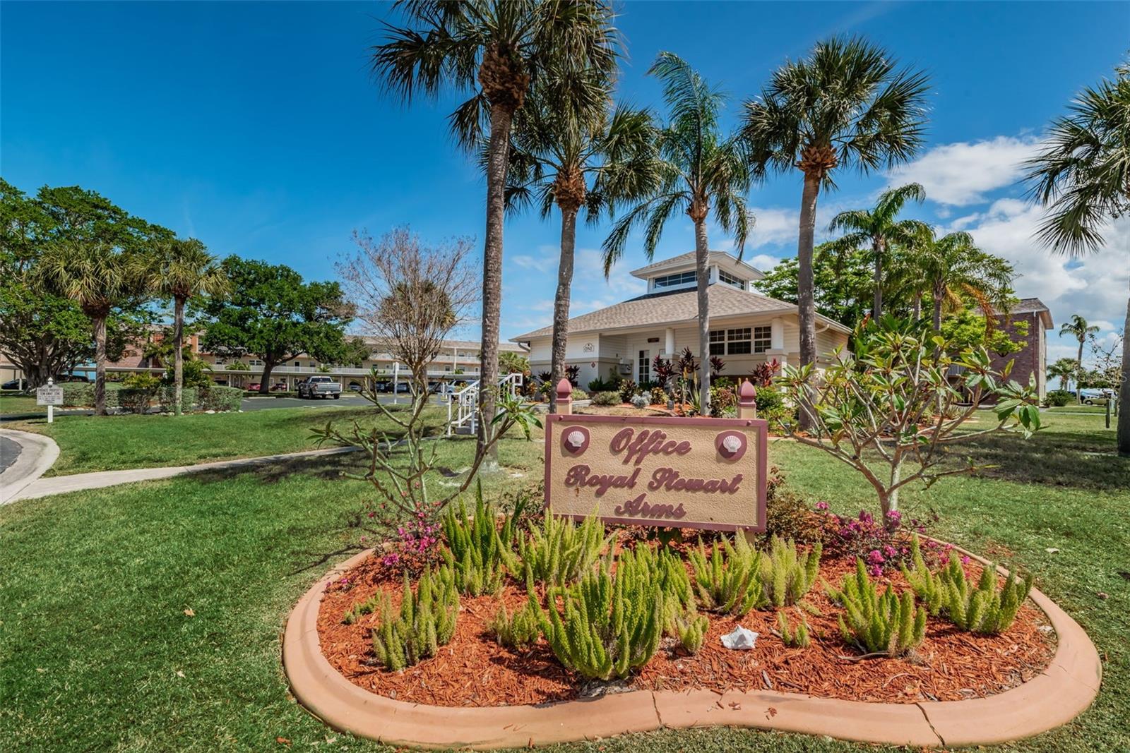 2 CAUSEWAY BLVD #208 — photo 24