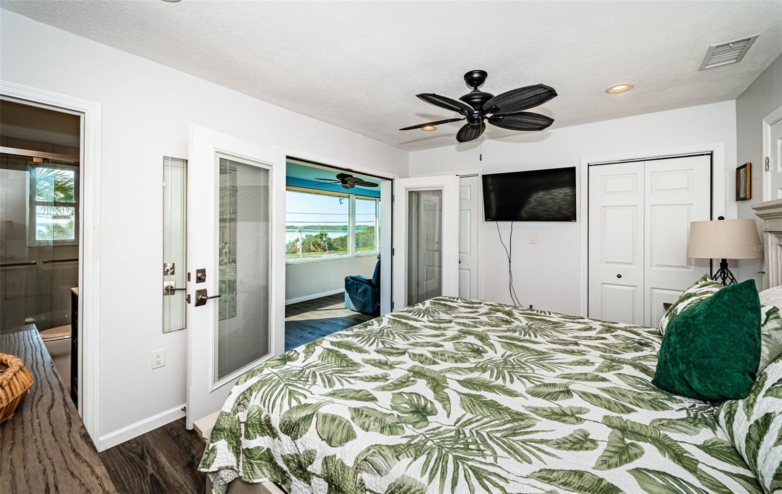 2 CAUSEWAY BLVD #208 — photo 16