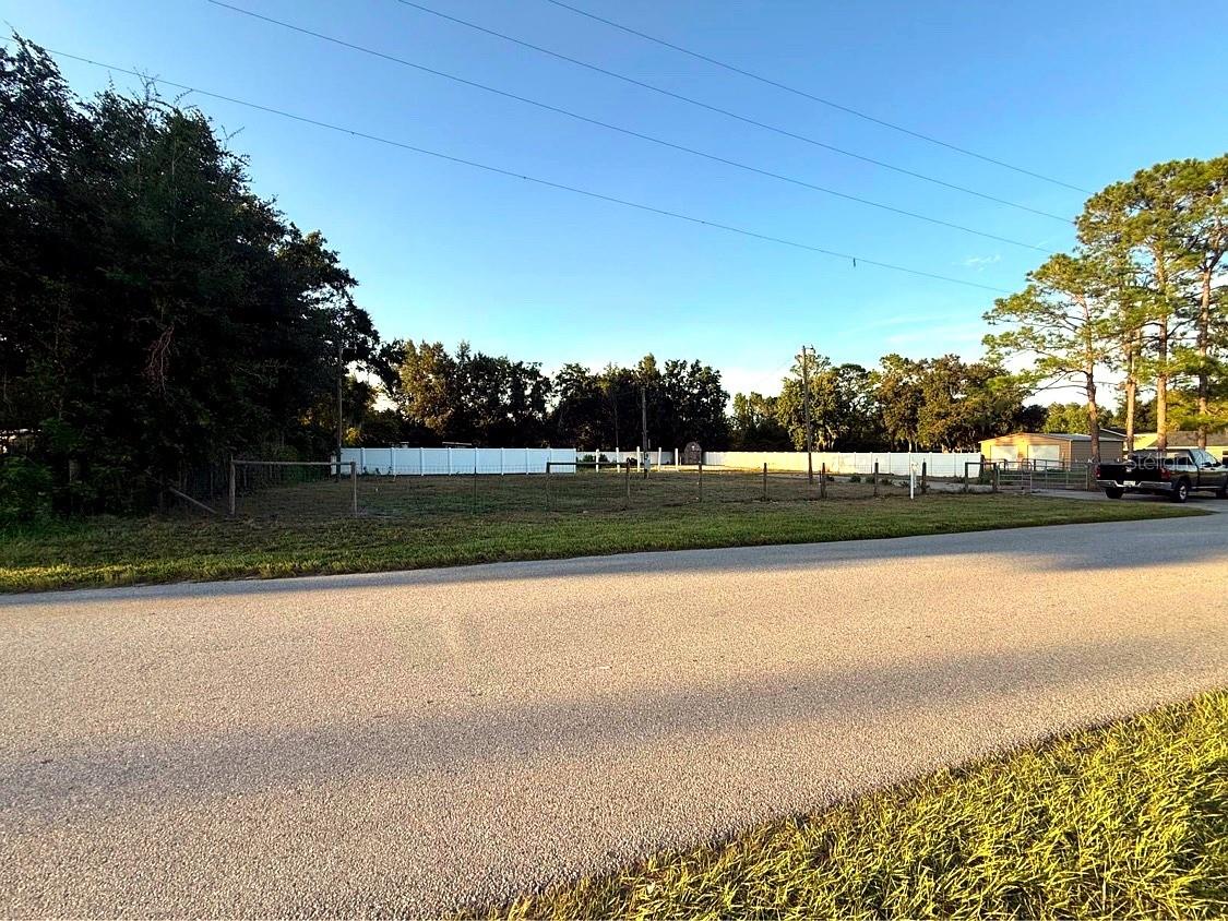 19651 CAUSEWAY BLVD — photo 2