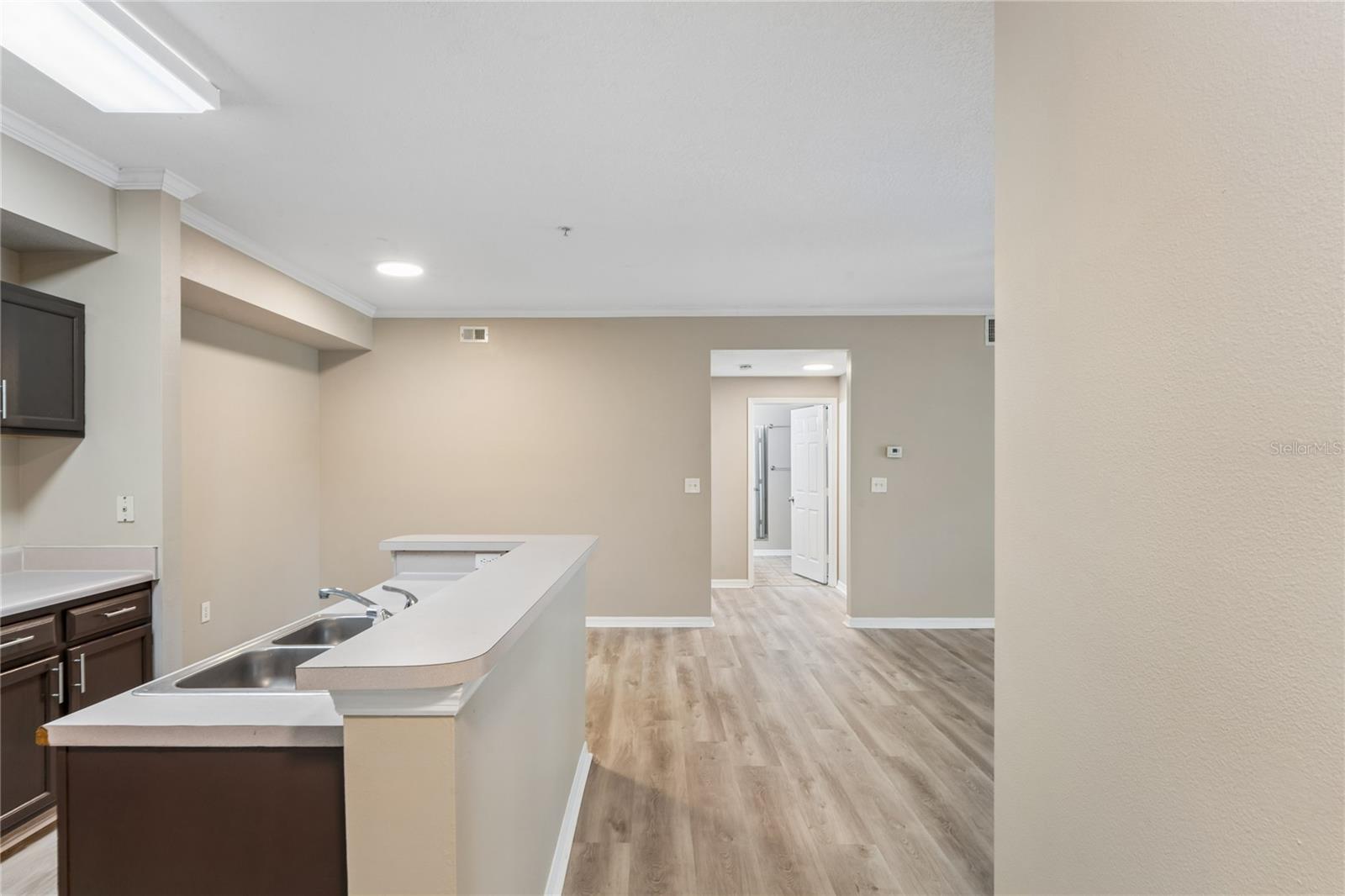 5618 PINNACLE HEIGHTS CIR #312 — photo 7